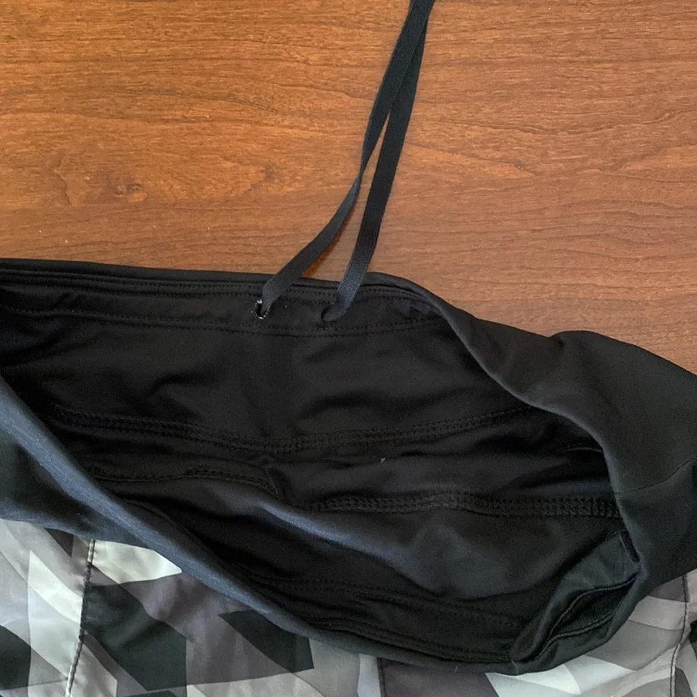 Women’s Nike Running Shorts DRI-FIT - Picture 6 of 7